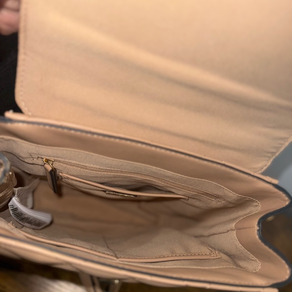 ALDO ✨ backpack - Picture 3 of 5